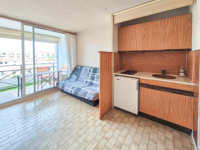 STUDIO DOUBLE CABINE + GARAGE