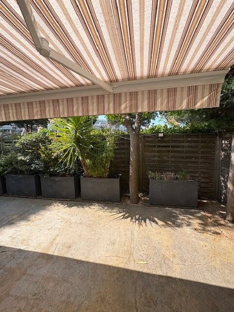 3 pièces en rez de jardin avec parking