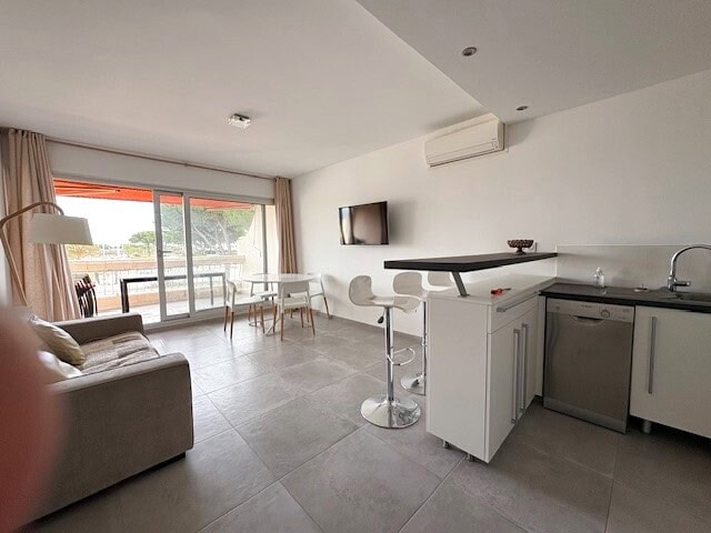 T2 avec parking et cellier