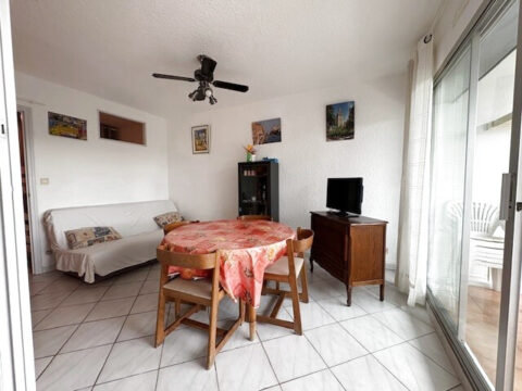 2 pièces cabine avec parking