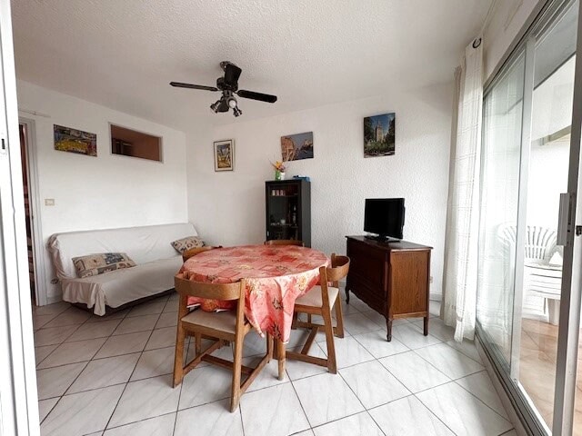 2 pièces cabine avec parking