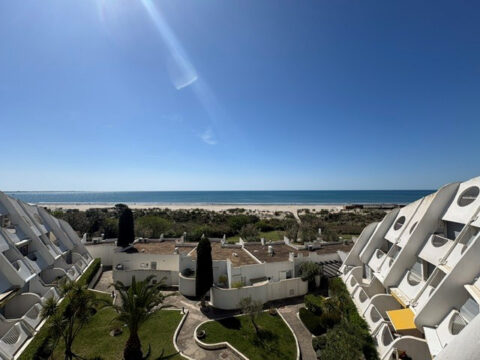 3 pièces vue mer