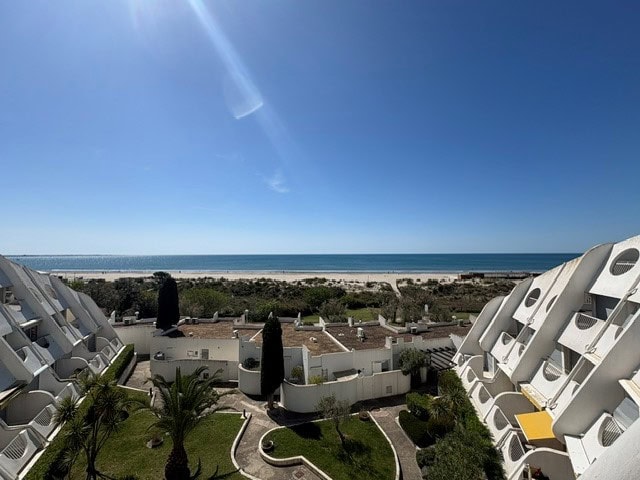 3 pièces vue mer